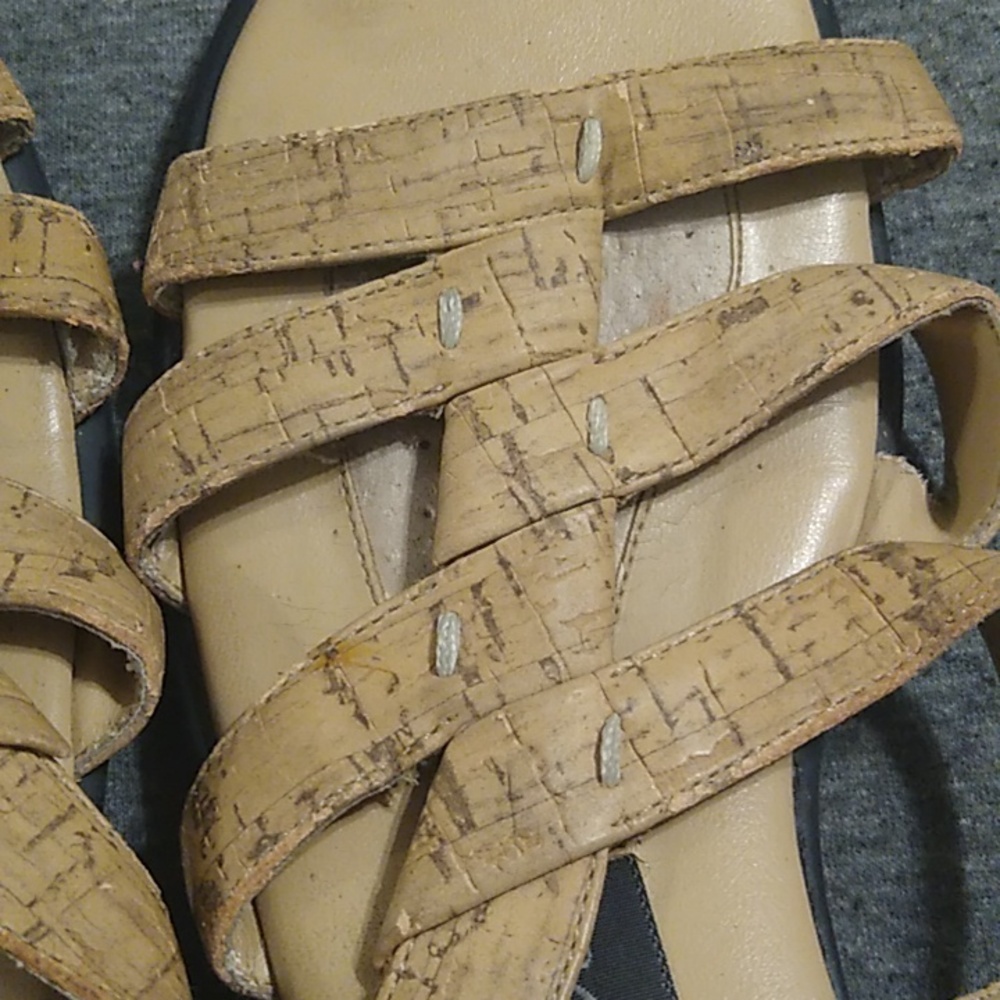 2/$10 Easy Street sandals - Picture 5 of 6